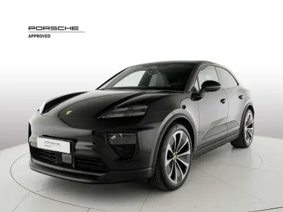 Usata Porsche Macan 144 kW (197 CV) 2024 Nero jet metallizzato SUV