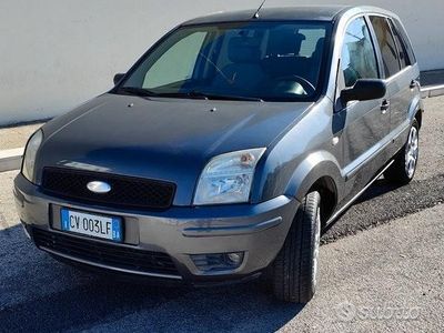 usata Ford Fusion 1.4 TDCI 5 PORTE 2005