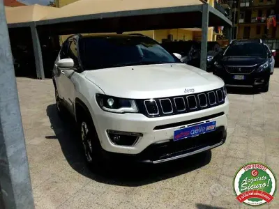 Usata Jeep Compass Limited 140 CV (102 kW) 2018 Bianco SUV