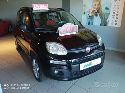Usata Fiat Panda Lounge 69 CV (50 kW) 2013 Nero Utilitaria