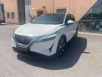 Usata Nissan Qashqai N-Connecta 158 CV (116 kW) 2022 Bianco SUV