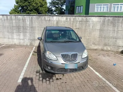 Usata Lancia Musa 95 CV (69 kW) 2008 Monovolume