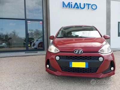 Usata Hyundai i10 Comfort 68 CV (50 kW) 2017 Rosso Utilitaria