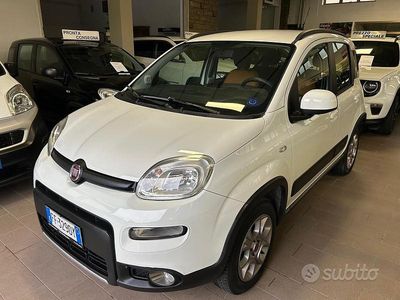 Usata Fiat Panda 4x4 S 86 CV (63 kW) 2016 Other Utilitaria