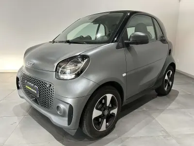 Usata Smart ForTwo Coupé Passion 41 kW (56 CV) 2022 Grigio Utilitaria