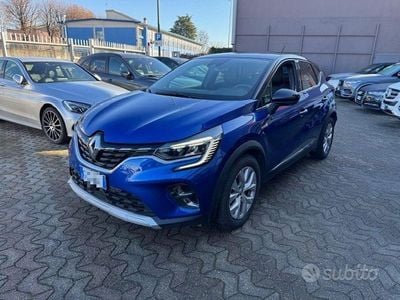 Usata Renault Captur Intens 160 CV (117 kW) 2022 Blu SUV