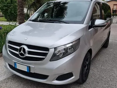 Usata Mercedes Viano 163 CV (119 kW) 2015 Grigio Monovolume