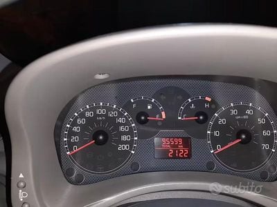 Gebraucht Fiat Panda 4x4 60 PS (44 kW) 2004 Schwarz Kleinwagen