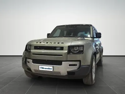 Usata Land Rover Defender First Edition 241 CV (177 kW) 2021 Verde SUV