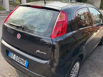 Usata Fiat Grande Punto 90 CV (66 kW) 2009 Nero Utilitaria
