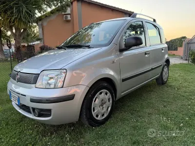 Usata Fiat Panda Easy 69 CV (50 kW) 2012 Argento Utilitaria