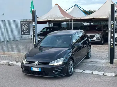 Usata VW Golf VII R-line 116 CV (85 kW) 2017 Nero Berlina