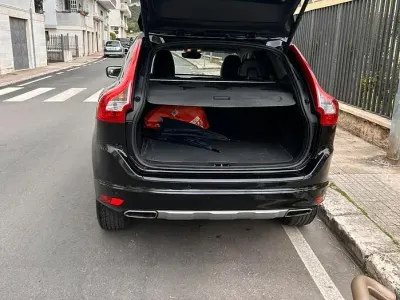 Usata Volvo XC60 190 CV (139 kW) 2016 Nero SUV