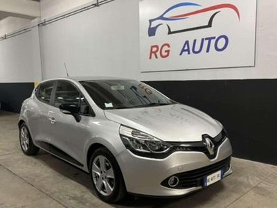 Usata Renault Clio IV 73 CV (53 kW) 2013 Argento Berlina