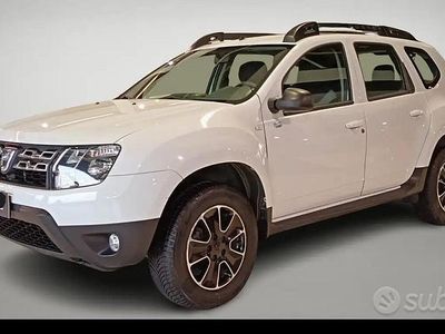 Usata Dacia Duster Prestige 110 CV (80 kW) 2016 Bianco SUV