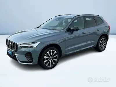Usata Volvo XC60 Plus 197 CV (144 kW) 2022 Nero pastello SUV