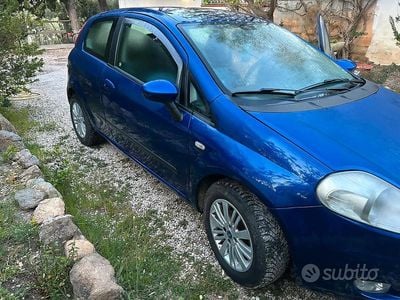 Usata Fiat Grande Punto 75 CV (55 kW) 2007 Blu Utilitaria