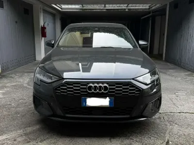 Usata Audi A3 Business 116 CV (85 kW) 2021 Grigio Berlina