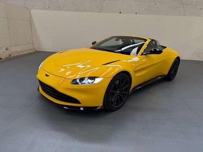 Usata Aston Martin V8 Vantage 510 CV (375 kW) 2023 Giallo Cabrio