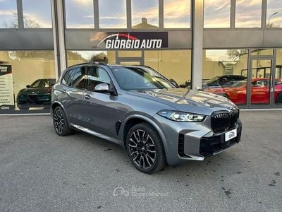 Usata BMW X5 M Sport 352 CV (258 kW) 2024 Argento SUV