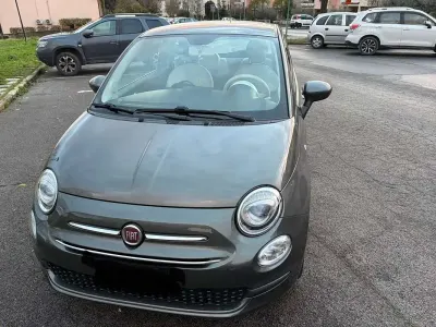 Begagnad Fiat 500 Lounge 69 HK (50 kW) 2019 Grå Halvkombi