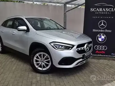 Usata Mercedes GLA200 Business 150 CV (110 kW) 2023 Grigio SUV
