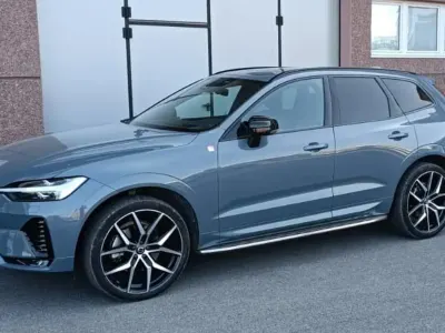 Usata Volvo XC60 Plus 197 CV (144 kW) 2022 Grigio SUV