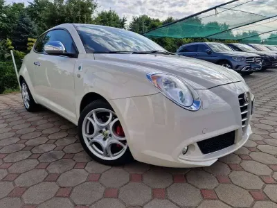 Usata Alfa Romeo MiTo Distinctive 120 CV (88 kW) 2009 Beige Utilitaria