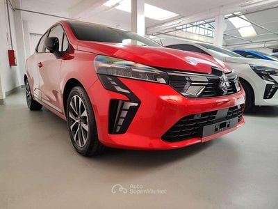 Nuova Mitsubishi Colt Invite 67 CV (49 kW) 2025 Sunrise red Utilitaria