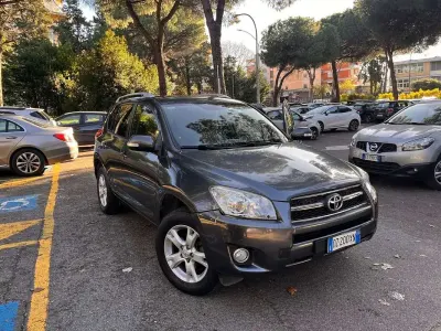 Usata Toyota RAV4 Luxury 150 CV (110 kW) 2009 Grigio SUV