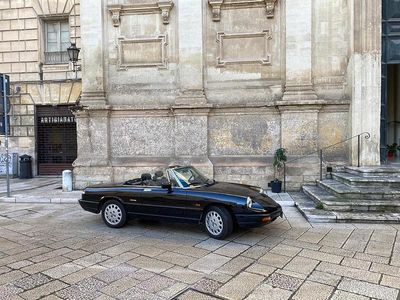Usata Alfa Romeo Spider 122 CV (89 kW) 1991 Nero Cabrio