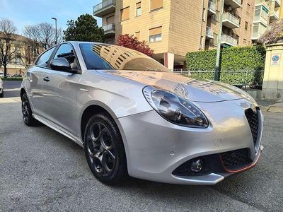 Usata Alfa Romeo Giulietta 120 CV (88 kW) 2019 Argento Utilitaria