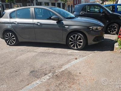 Usata Fiat Tipo 120 CV (88 kW) 2017 Grigio Utilitaria