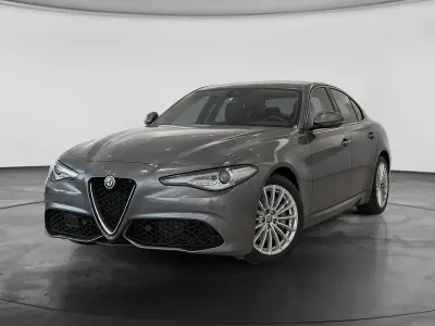 Usata Alfa Romeo Giulia Business 190 CV (139 kW) 2022 Grigio Berlina