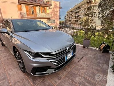Usata VW Arteon 2017 Grigio Utilitaria