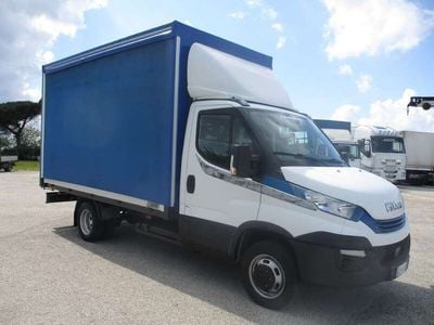 Usata Iveco Daily 136 CV (100 kW) 2020 Bianco Furgone