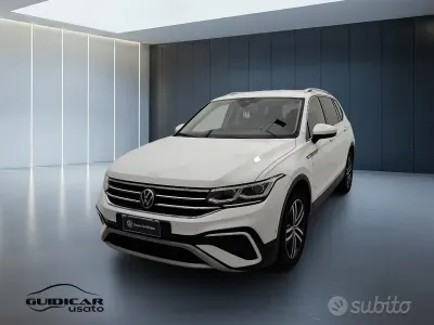 Usata VW Tiguan Elegance 150 CV (110 kW) 2022 Bianco SUV