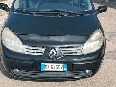 Usata Renault Scénic II Authentique 100 CV (73 kW) 2004 Nero Monovolume