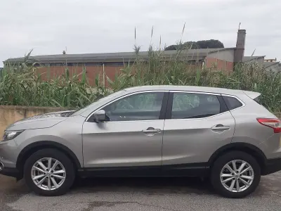 Usado Nissan Qashqai Acenta 110 CV (80 kW) 2015 SUV