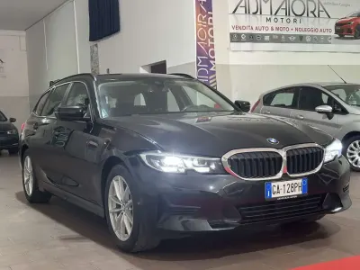 Usata BMW 320 Sport Line 190 CV (139 kW) 2020 Nero Station wagon