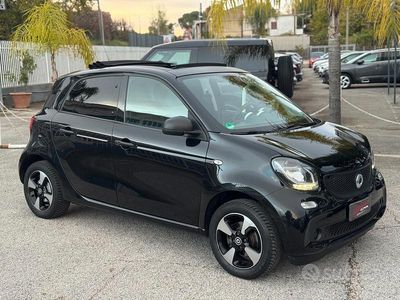 Usata Smart ForFour Passion 89 CV (65 kW) 2019 Nero Utilitaria