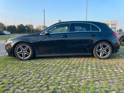 Usata Mercedes A180 AMG 116 CV (85 kW) 2019 Nero Berlina