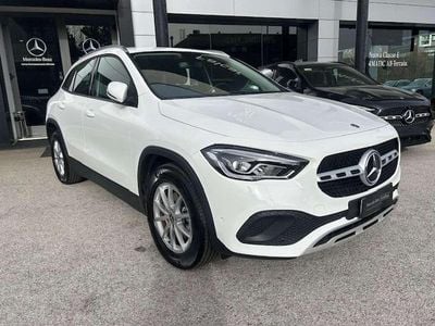 Usata Mercedes GLA180 Business 116 CV (85 kW) 2022 Bianco SUV