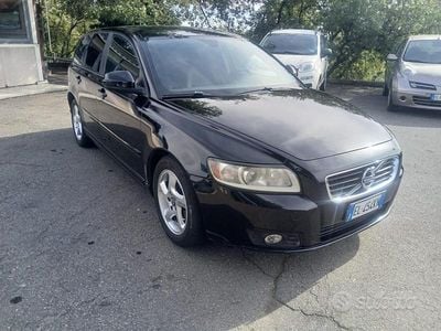 Usata Volvo V50 101 CV (74 kW) 2012 Nero Station wagon