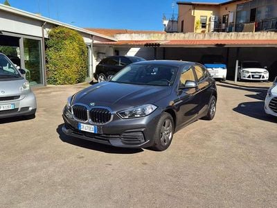 Usata BMW 116 Advantage 116 CV (85 kW) 2020 Grigio Utilitaria