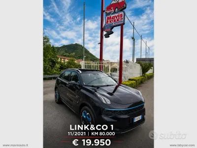 Begagnad Lynk & Co 01 143 HK (105 kW) 2021 Svart SUV