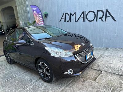Usata Peugeot 208 Allure 95 CV (69 kW) 2013 Marrone Utilitaria