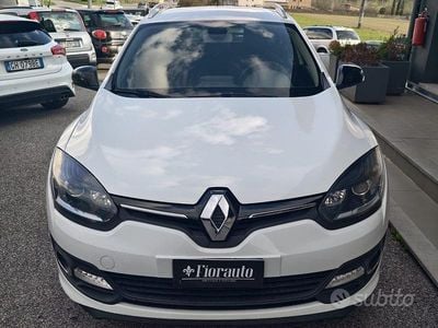 Usata Renault Mégane GrandTour LIMITED 110 CV (80 kW) 2015 Bianco Station wagon