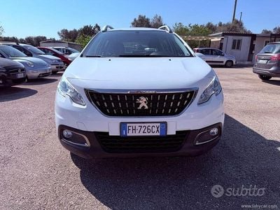 Usata Peugeot 2008 Allure 99 CV (72 kW) 2017 Bianco SUV