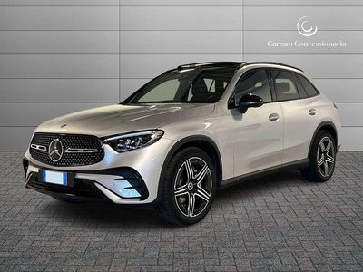 Usata Mercedes GLC220 AMG Line Premium 197 CV (144 kW) 2023 Argento metallizzato SUV